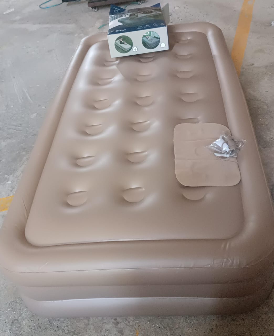 Portable Inflatable Bed Folding Lazy Bed (190x100x40 Cm / 1 Pc)